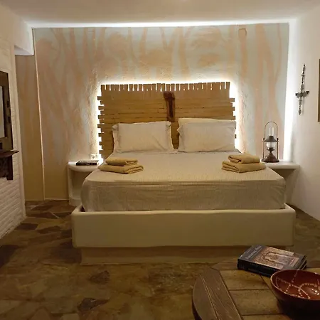 Art Natalie Κύθνος